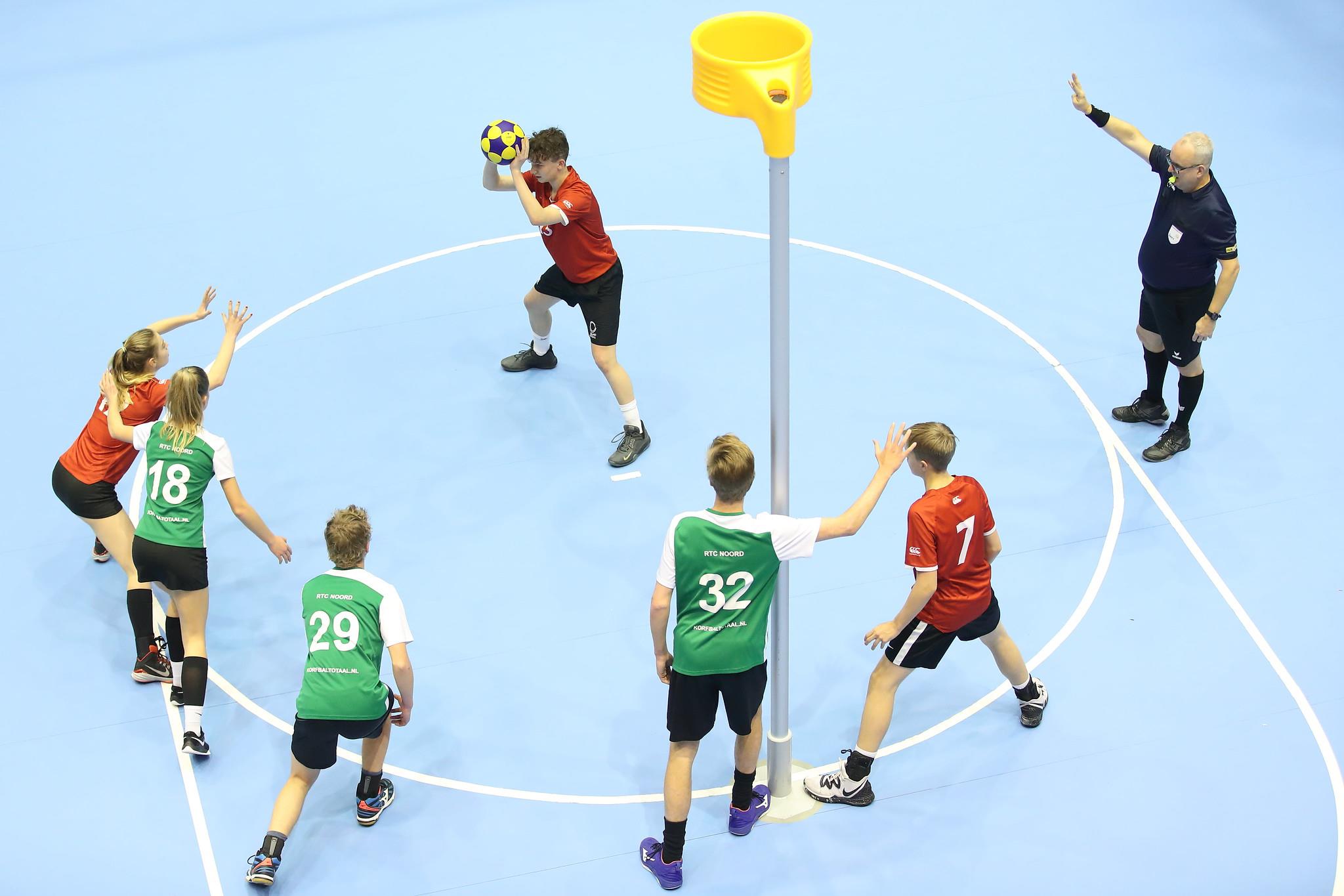 Korfbol Nedir? Nasıl Oynanır